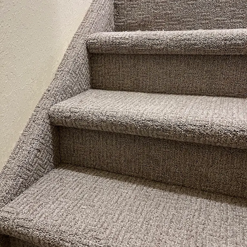 Carpet installation for stairs