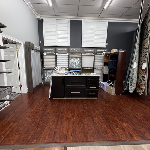 Christoff and Sons Floor Covering Inc - Battle Creek Showroom (16)