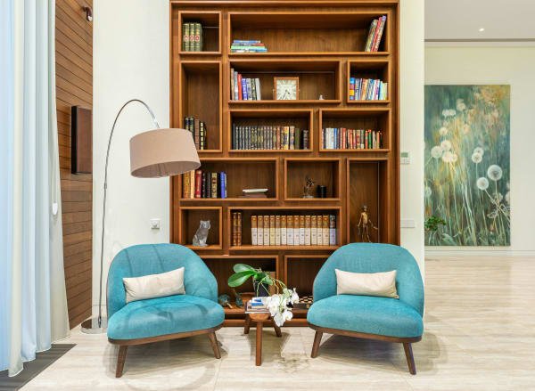 The Ultimate Guide to Choosing Laminate Flooring for High-Traffic Areas