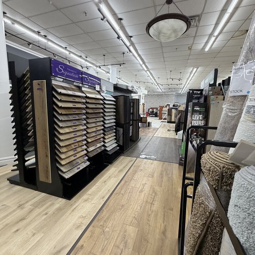 Christoff and Sons Floor Covering Inc - Battle Creek Showroom (18)