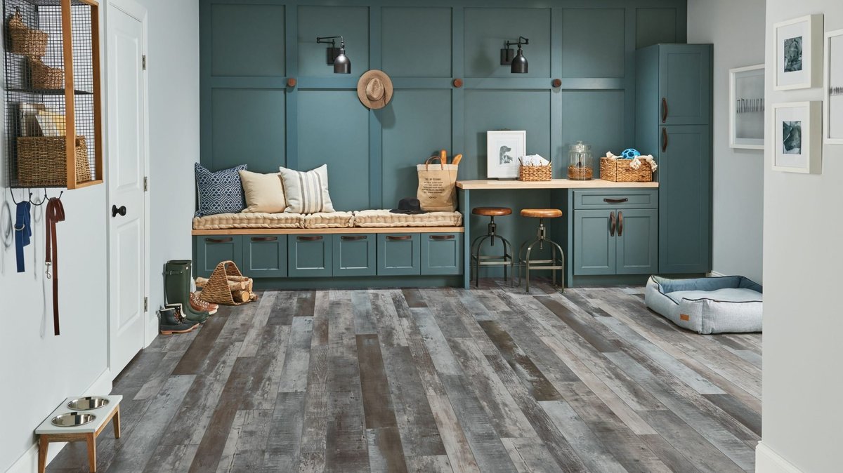 Vinyl plank flooring in a Jackson, MI home