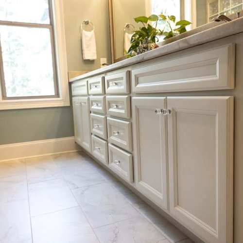 Integrity Cabinets available in Jackson, MI from Christoff and Sons Floorcovering