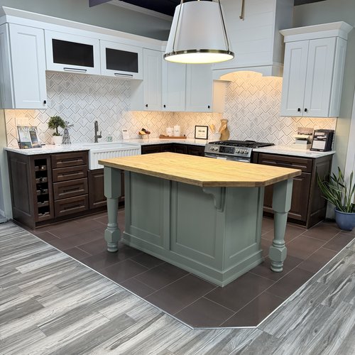 Christoff and Sons Floor Covering Inc - Jackson Showroom (4)